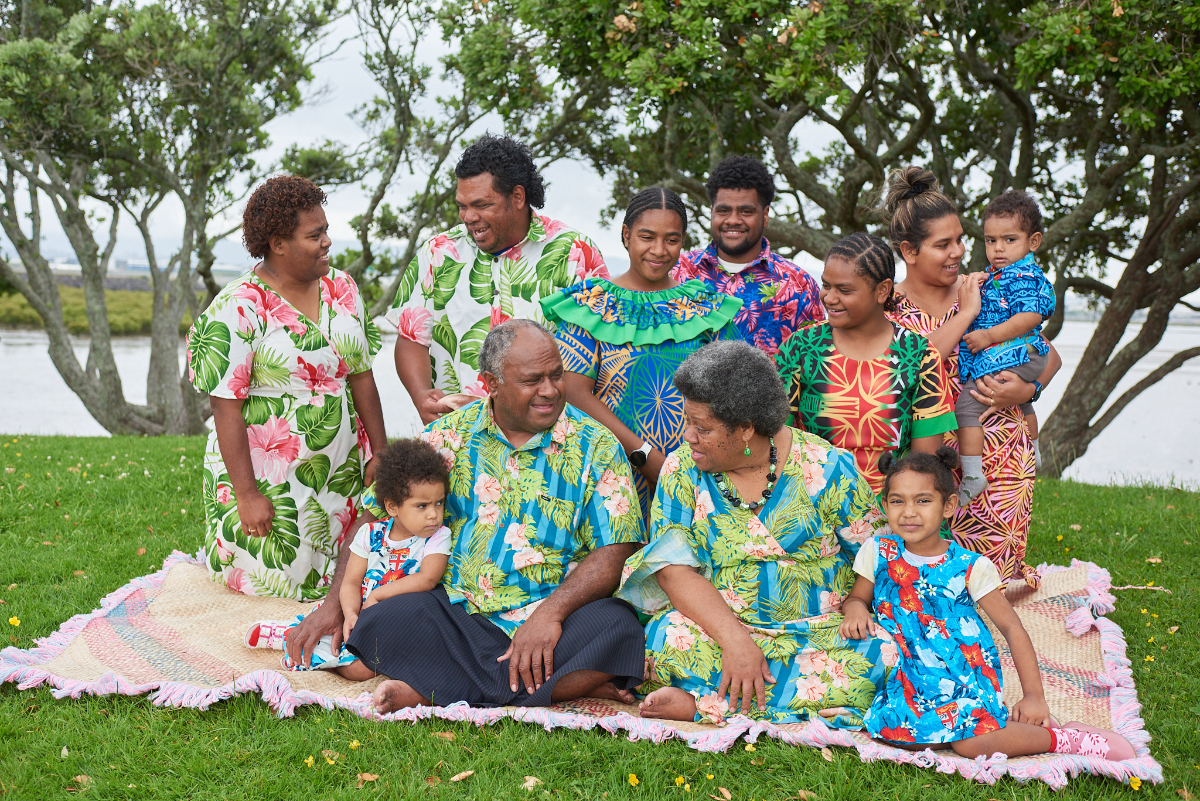 Fijian family in park family photo